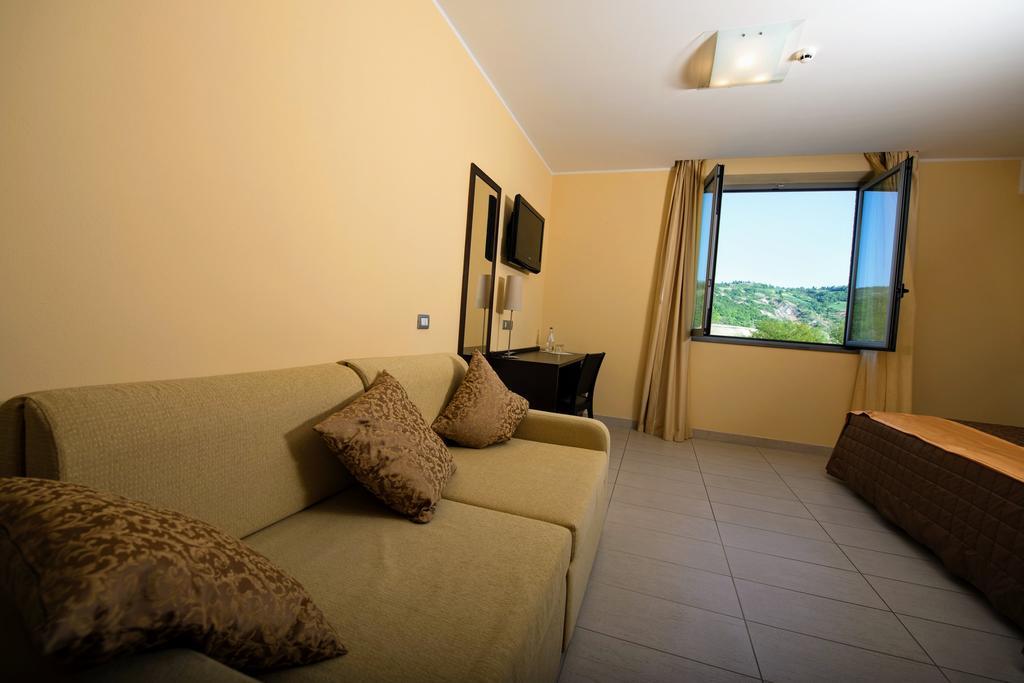 Hotel Letizia Borello Exterior photo