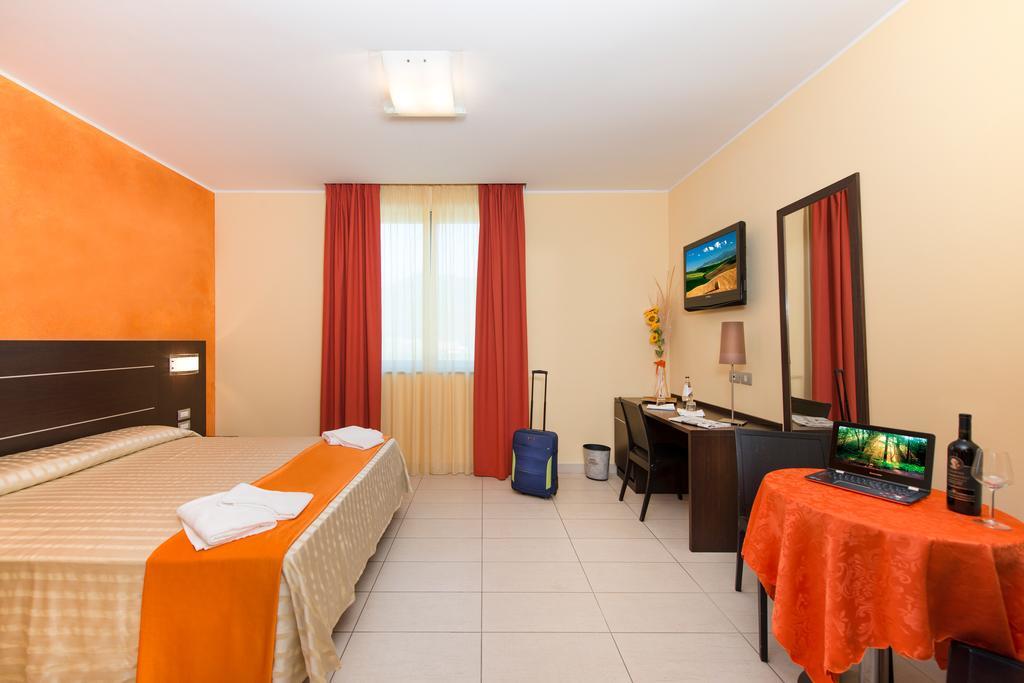 Hotel Letizia Borello Exterior photo