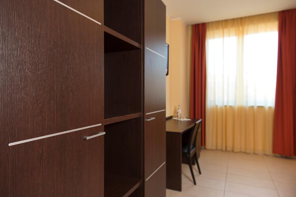 Hotel Letizia Borello Exterior photo
