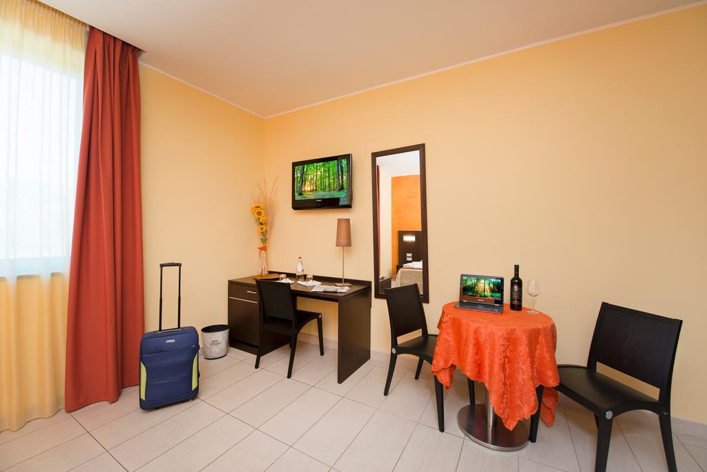 Hotel Letizia Borello Exterior photo